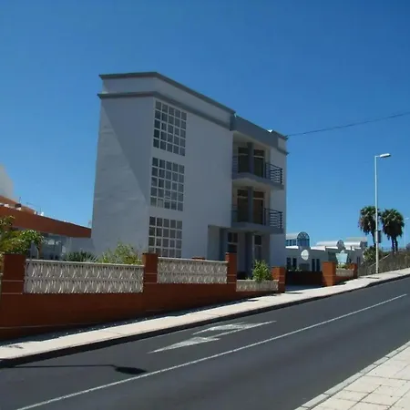 Cosy With Mountain View In 45 M² Balcony *
