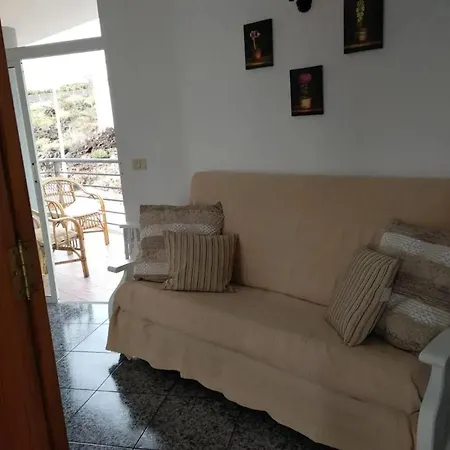 Cosy With Mountain View In 45 M² Balcony Puerto De Naos