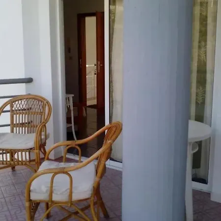 Cosy With Mountain View In 45 M² Balcony アパート